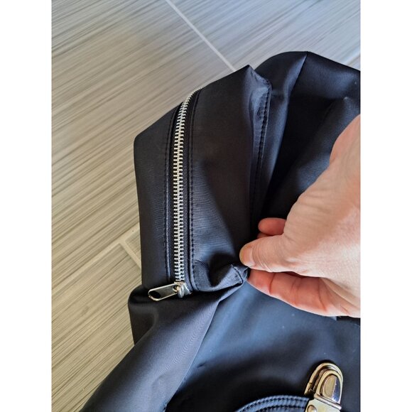 Frankie & Johnnie Black Nylon Purse Backpack With Silver Travel - Picture 9 of 10